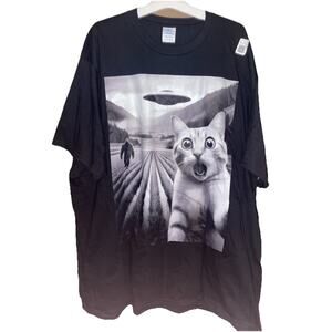 Port And Company Unisex Funny Cat UFO Big Foot Tshirt Sz 2XL 100% Cotton